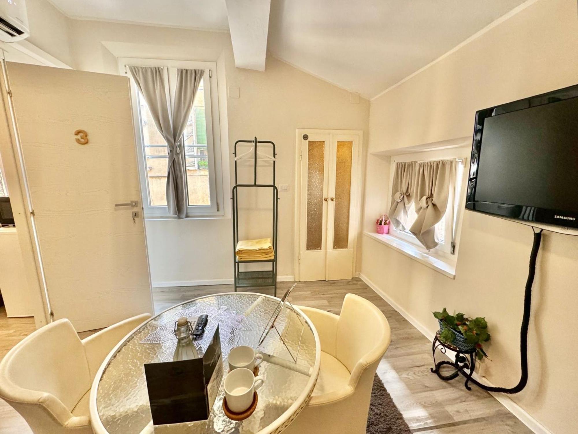 Maison Sarraj Parma Exteriör bild