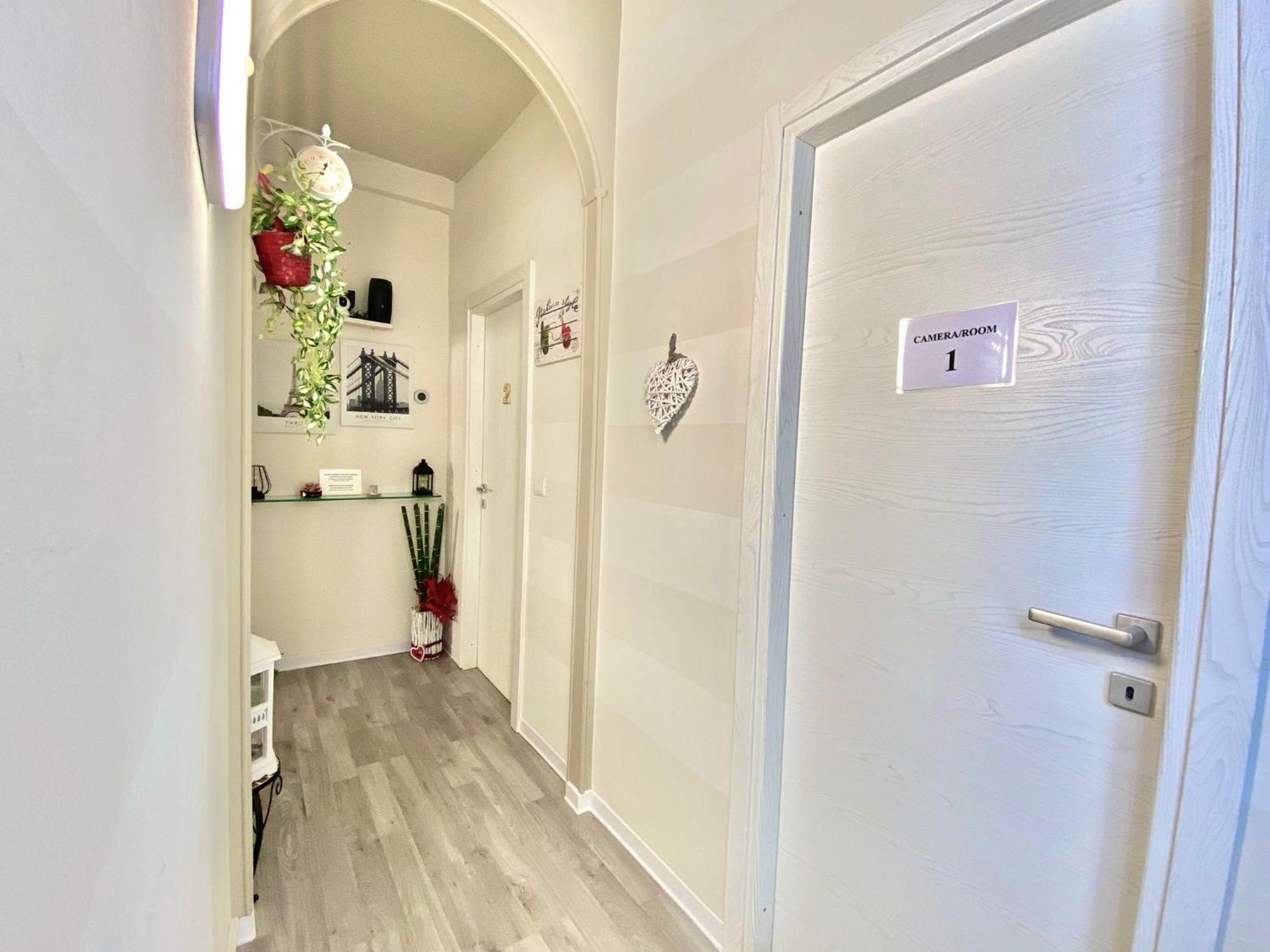 Maison Sarraj Parma Exteriör bild